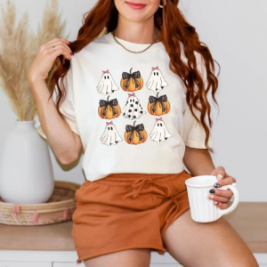 Custom Halloween pumpkin coquette natural T-Shirt