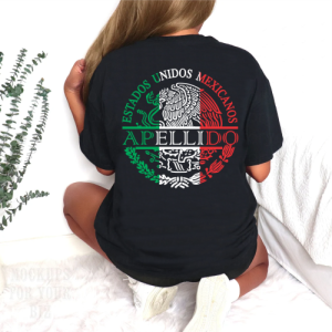Playera Negra Personalizada Escudo Nacional Mexicano con Apellido Para Mujer Reverso